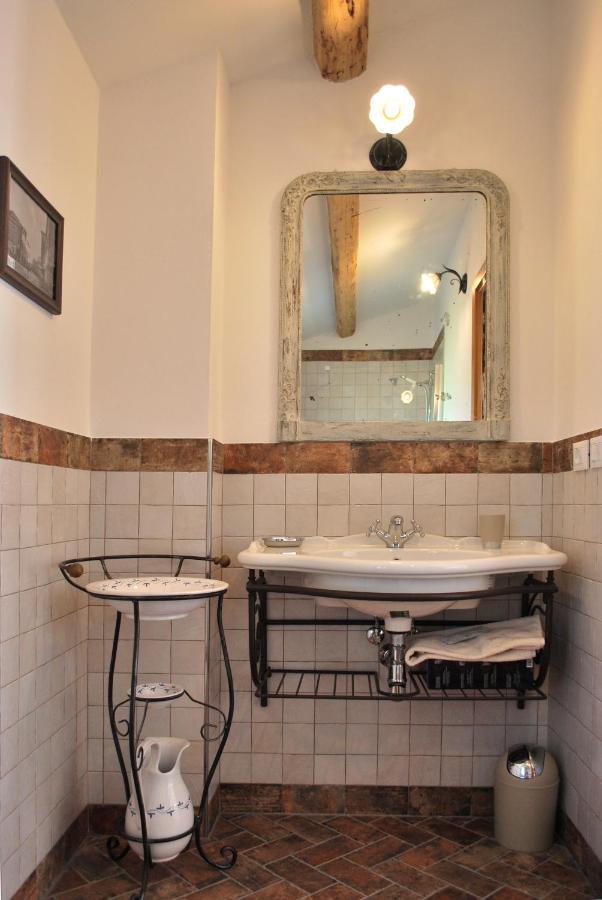 La Casetta Nel Borgo ฟาเอนซา ภายนอก รูปภาพ
